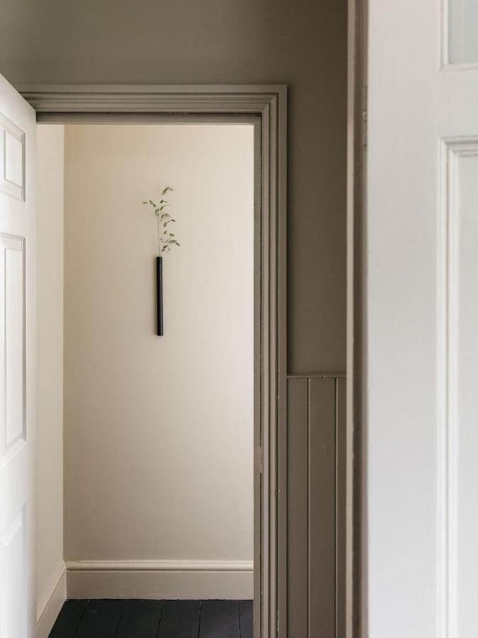 The Curator'S Apartment - Spacious 2 Bedrooms Bath Buitenkant foto