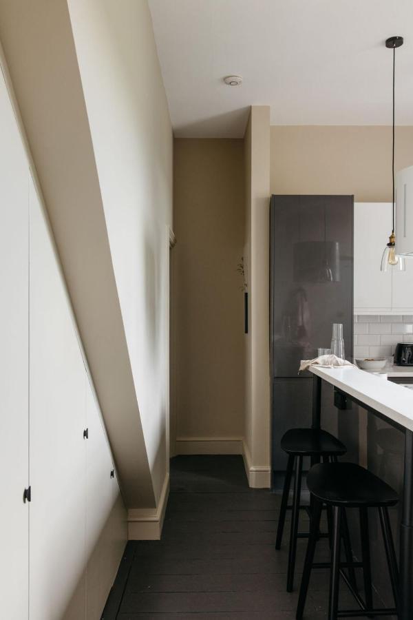 The Curator'S Apartment - Spacious 2 Bedrooms Bath Buitenkant foto