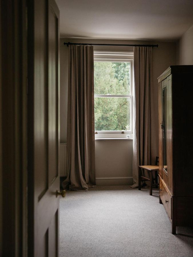 The Curator'S Apartment - Spacious 2 Bedrooms Bath Buitenkant foto