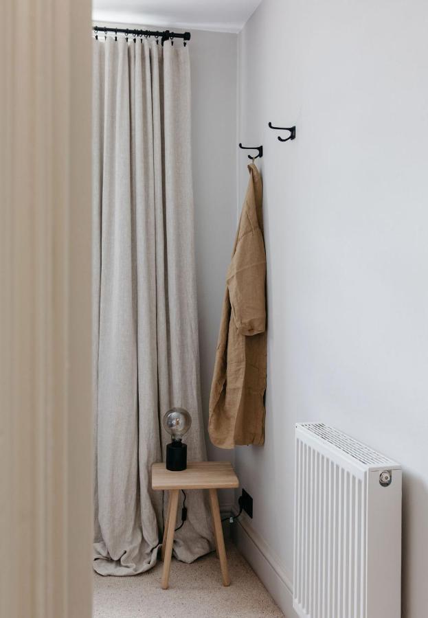 The Curator'S Apartment - Spacious 2 Bedrooms Bath Buitenkant foto