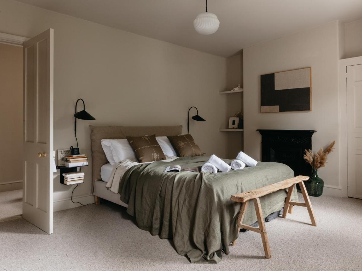The Curator'S Apartment - Spacious 2 Bedrooms Bath Buitenkant foto